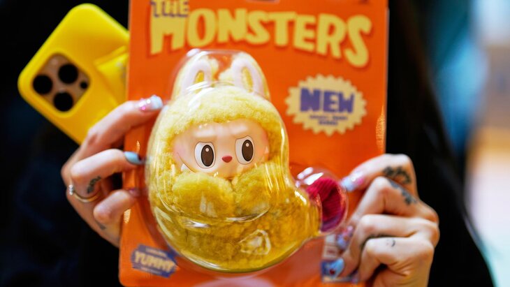 ��������� Labubu ��� ��� ����� � ������ 100 ���������� ����� ����