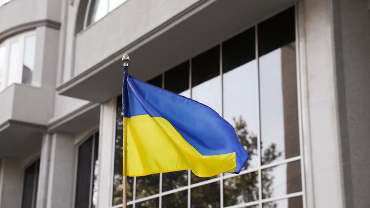 �� ������� ����� �������� � ���� �� 18-������ ����������� �� �������������