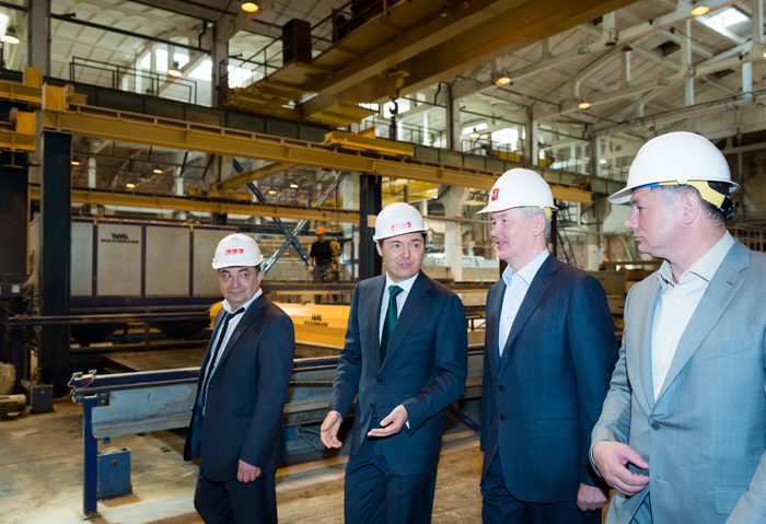 ������� �������� ����� ���������� � ������������� ��������� �����