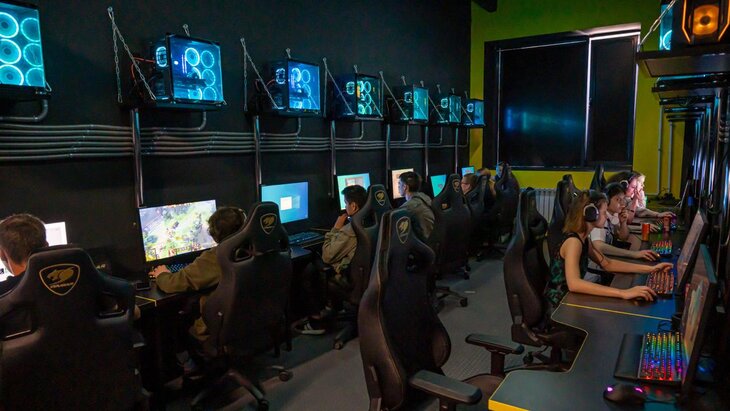 ������������ ����� ������������ � ���� � ������