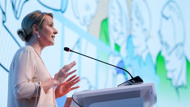 ������-������ �������� � ����������� ��� ������ ������� � �� � �������