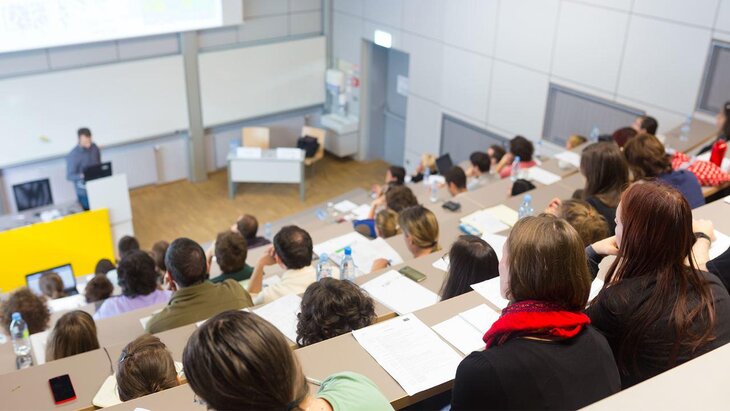 ������ ����������� ��������� ������� � ����� �� ������, ����������� ��������� � ���