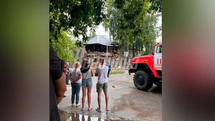 ������ ������������� ����� ��������� � ���� ��� �������������