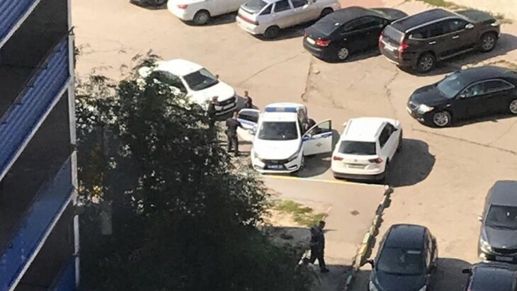 ����� ��������� � ������������ ���� � ����