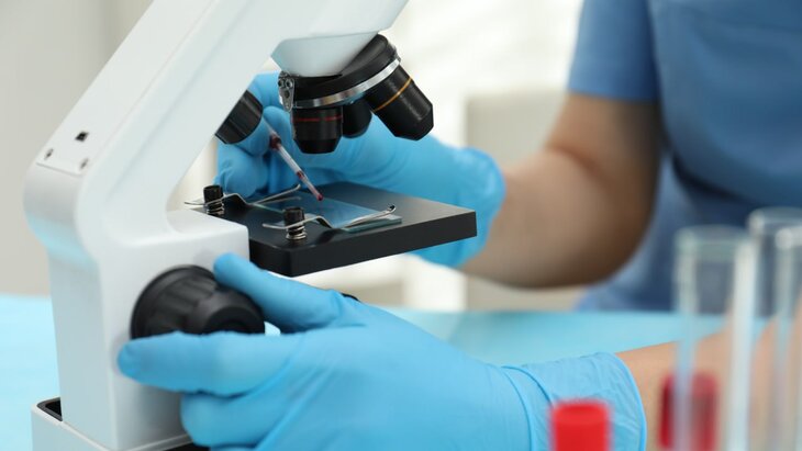 ������ ��������� ���������� ��������������� � �����������