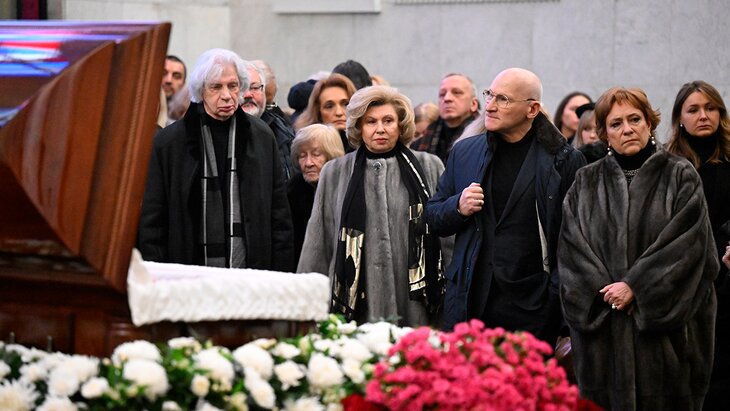 ��������� �������� � ��������� �������� ������ ����������� � ������