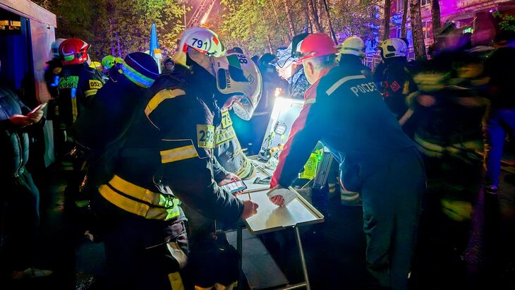 ����� � ����� ���� �� ���-������ ������ ������������