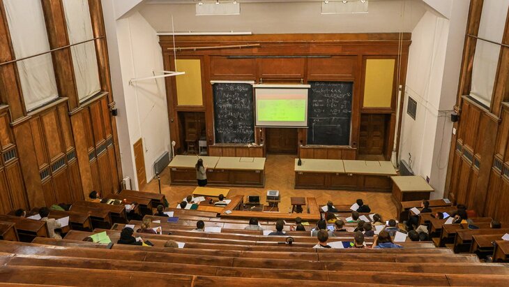 ������� ��������� ���������� ��������� � ���������� ����