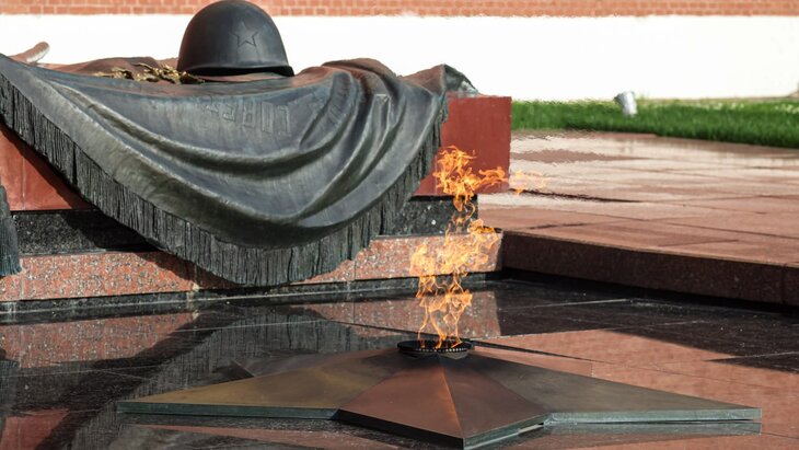 ������ ������������ ������� ��������� � ������������ ��� ������