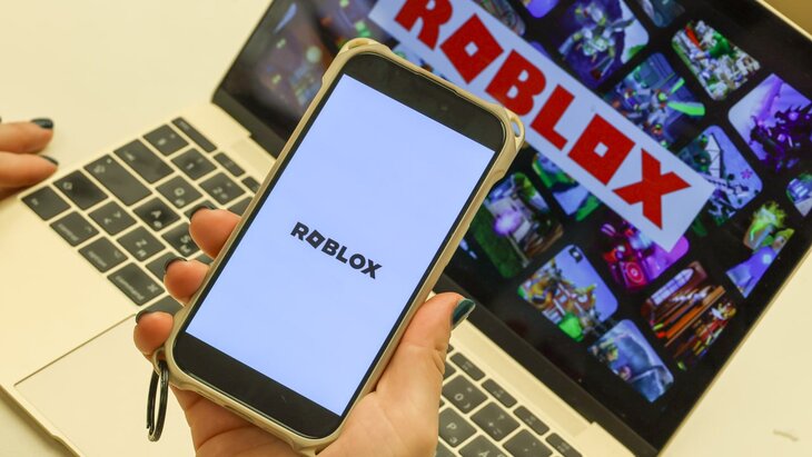  Roblox    " "   