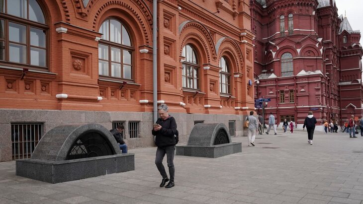 ����� 300 �������������� ���� ����������� ����� ��������� � ������ � 2025 ����