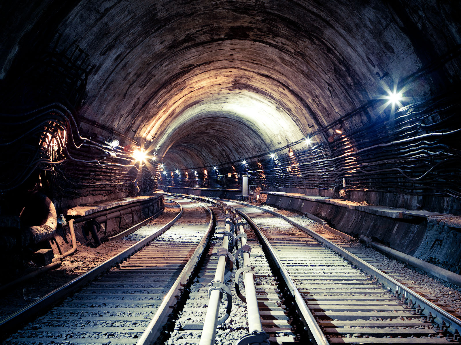 ������� �������������� ����� � �������� ��������� ������� ����� �������