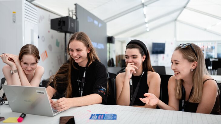 �������� VK ������ ������ � ��������� � "�������� �������������� ������������"