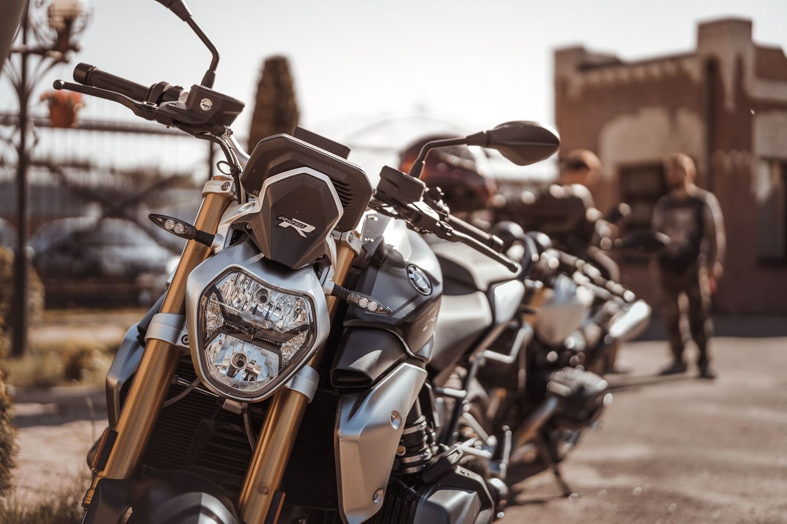 �� �����Ի ��������� ����������� � ���� ����������