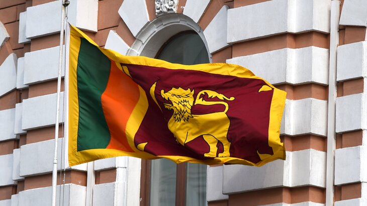 ����� ������� �� ���-����� ����� ������� � ��� ����������