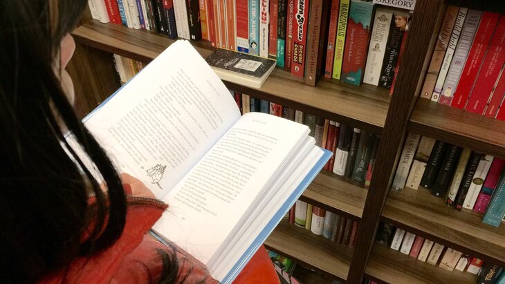 ������� ������������ Popcorn Books �������� � �������� ������ ���� ��� ������