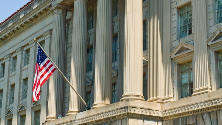 ����� ��� ������� �� ������������ � �� ���������� ��� ����� ������