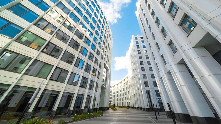 ����� 600 ������ � ������ ��������� �� ������� ���������� ������� �� ��������