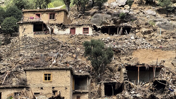 ���� ������� ������� � ���������� ������������� � �����������