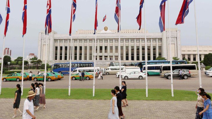 � ���� ��������� ����� "���������", "�������" � "���������" � ���