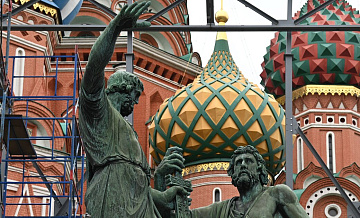 На Красной площади завершается реставрация памятника Минину и Пожарскому