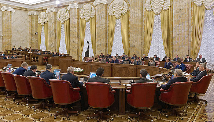 Московская городская дума утвердила новую систему экономического регулирования трудовой миграции из безвизовых стран