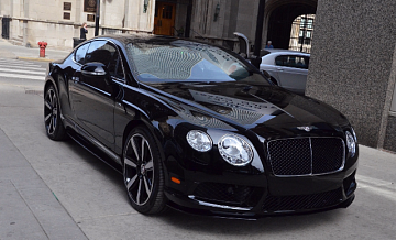 Портфель за 200 тыс руб, наполненный деньгами, украли из Bentley в Москве