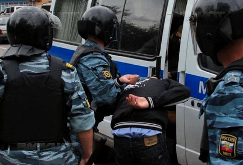 Сотрудники ОМВД России по Головинскому району задержали преступника, находившегося в федеральном розыске