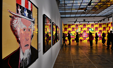 Выставка «Я, Энди Уорхол» проходит в Новой Третьяковке