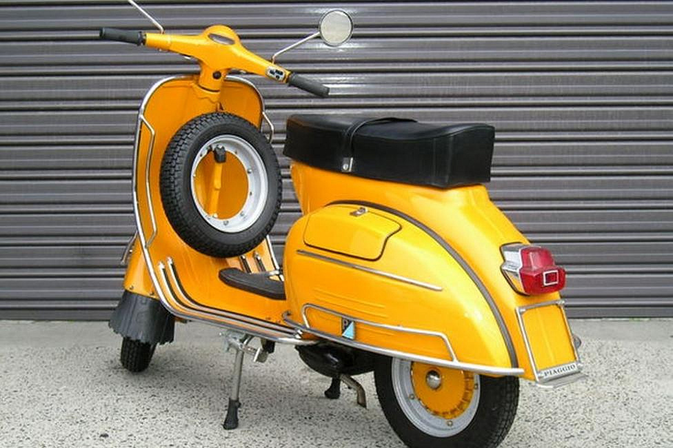  Vespa      