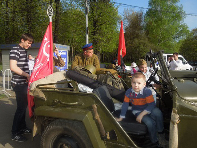 В День Победы на севере Москвы прошла акция «Звени, победная весна!»