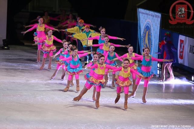 Детский фестиваль танцев на льду в «Лужниках»