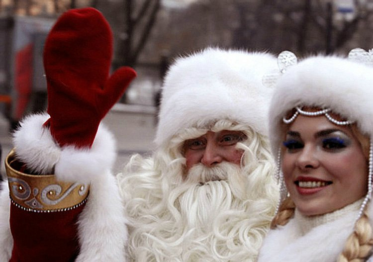 Главный Дед Мороз научит посетителей «Центрального Детского Магазина на Лубянке» играть в снежкобол
