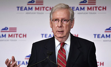 Макконнелл сообщил о планах покинуть пост лидера республиканцев в сенате США