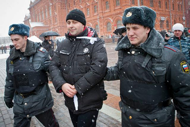 Усиление полиции в центре Москвы в связи с несанкционированной акцией