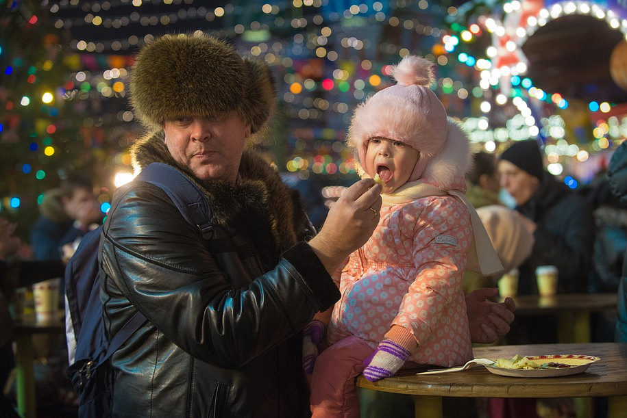 Десятки тысяч порций горячих блюд съели гости «Путешествия в Рождество» на Тверской