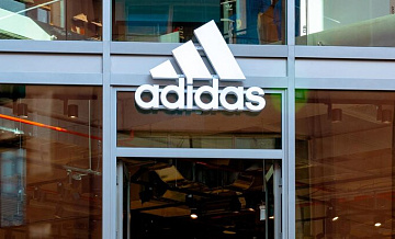  Adidas      