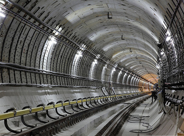 Собянин оценил ход строительства 2-го этапа западного участка Калининско-Солнцевской ветки метро