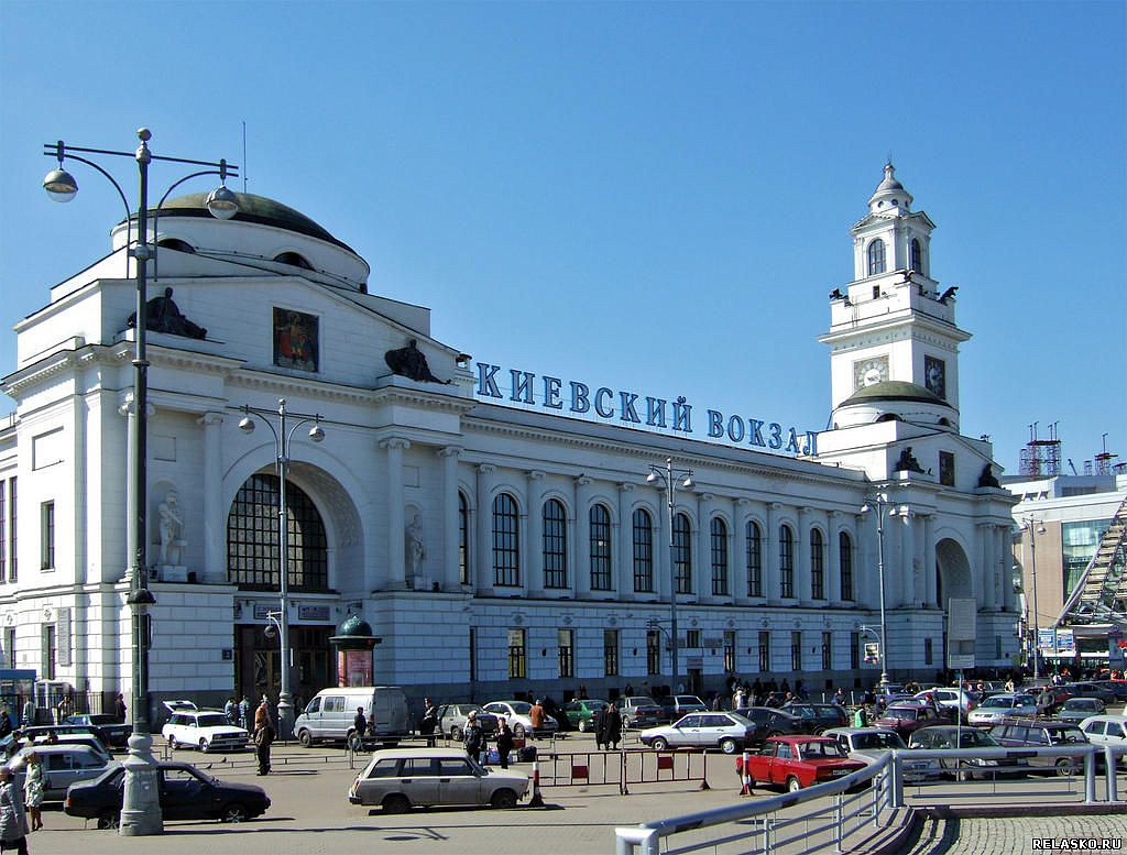 На Казанском и Киевском вокзалах подозрительных предметов не найдено
