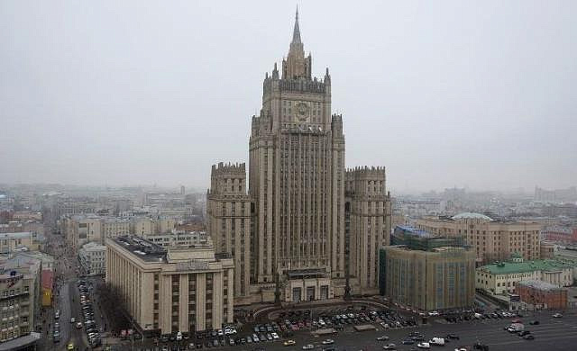 Демонтаж шпиля на здании Министерства иностранных дел России завершится летом