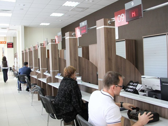 В московских центрах госуслуг время в очереди составляет 3 минуты