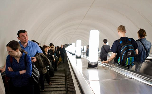 В московском метро запустят звуковую рекламу безопасности дорожного движения