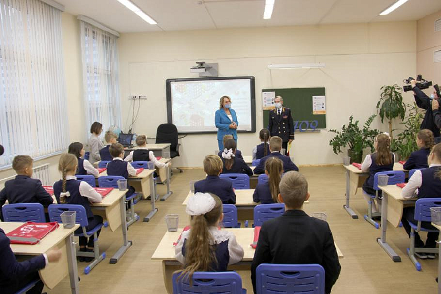 Ильичева: в школе №1409 теме безопасного поведения на дорогах уделяется особое внимание