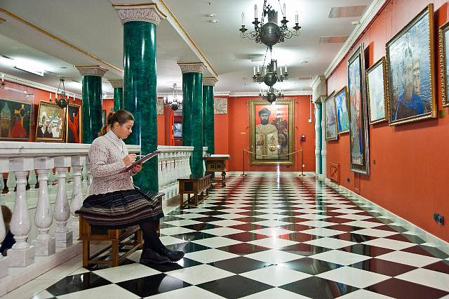 Открытие Музея сословий в картинной галерее И.Глазунова в День России