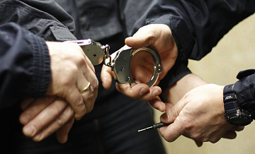 Москвич задержан за незаконную регистрацию иностранцев в квартире в ЦАО