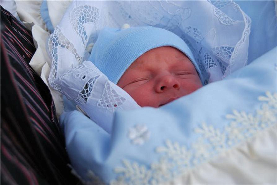 Украинка продавала в Москве новорожденного сына