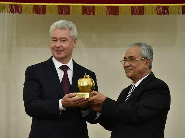 Впервые туристический «Оскар» – «Золотое яблоко» – присуждён Москве