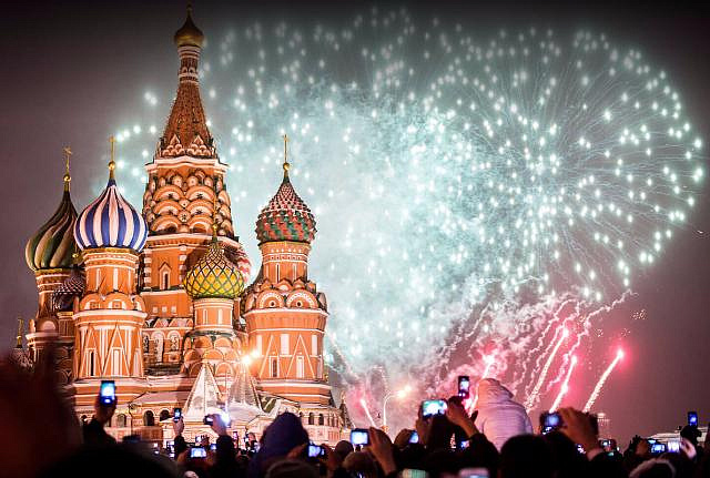 Главный концерт в честь московского юбилея на Красной площади будет транслироваться по всему городу