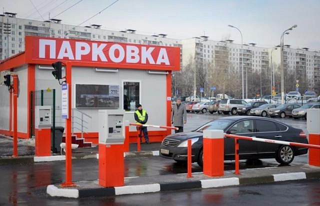В Москве откроется первая городская перехватывающая парковка для пассажиров электричек